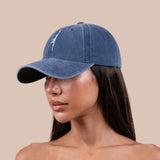 كاب أبجد أزرق